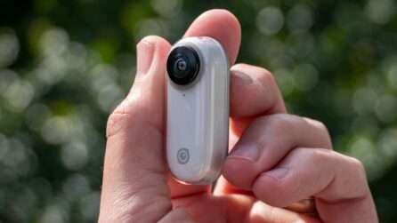 Wearable Cameras With Image Stabilization